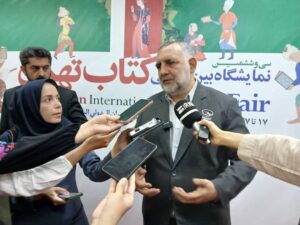 رئیس نمایشگاه کتاب: برای قیمت کتاب باید چاره شود