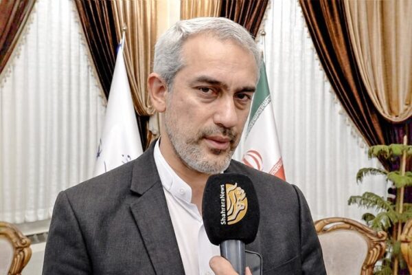 تبدیل قیمت دلار در مرز با سفر کارت برای گردشگران خارجی در راه است