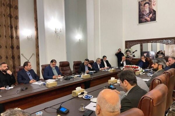 تأکید رئیس‌کل بانک مرکزی بر پیگیری مسائل صادرکنندگان و پیمانکاران ایرانی در عراق