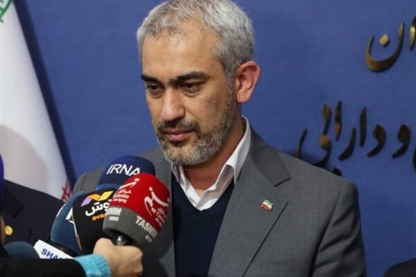 پاسخ وزیر اقتصاد به منتقدان صندوق ارزی/منجر به ارزآوری و ثبات می شود